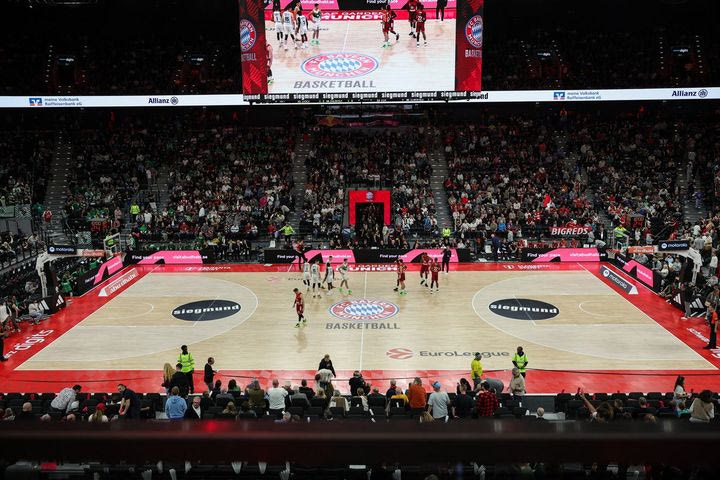 Η Μπάγερν έδωσε οδηγίες στα ελληνικά για τους φίλους του Ολυμπιακού