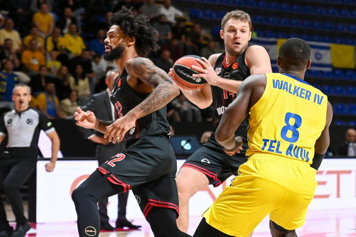 Μακάμπι – Ολυμπιακός: Το VIDEO του SPORT24 με το νικητήριο καλάθι του Σάσα Βεζένκοβ από την ασίστ του Ντόρσεϊ