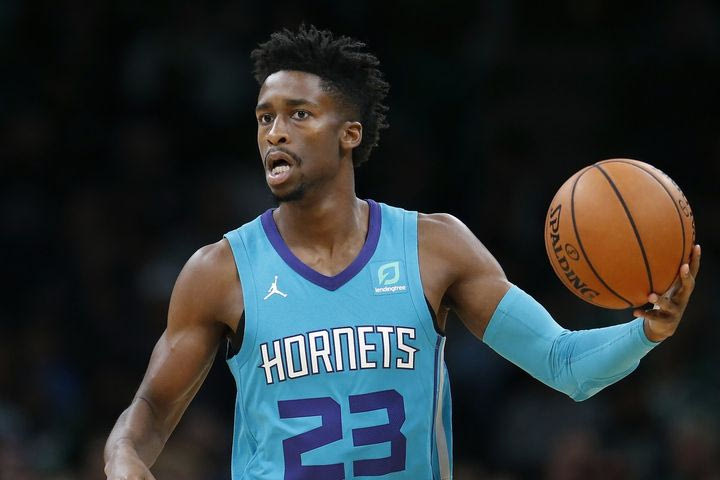 Η Μπασκόνια έδωσε δίμηνο συμβόλαιο στον Κόμπι Σίμονς