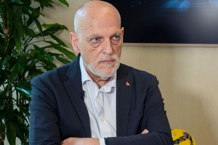 Τέμπας κατά Ινφαντίνο: “Ελπίζω να μείνει απλή σκέψη η διεξαγωγή κάθε τελικής φάσης Μουντιάλ τον χειμώνα”