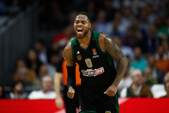 Ο Ντεσόν Τόμας αποσύρθηκε από το μπάσκετ