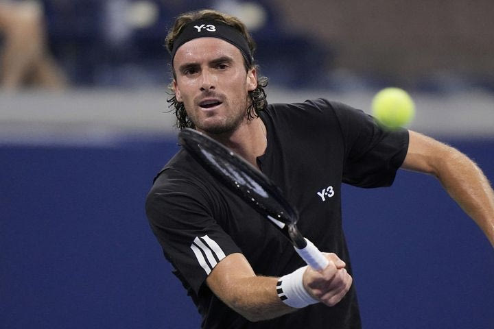 Στεφάνος Τσιτσιπάς: Η ώρα και το κανάλι του αγώνα με τον Λορέντσο Μουζέτι