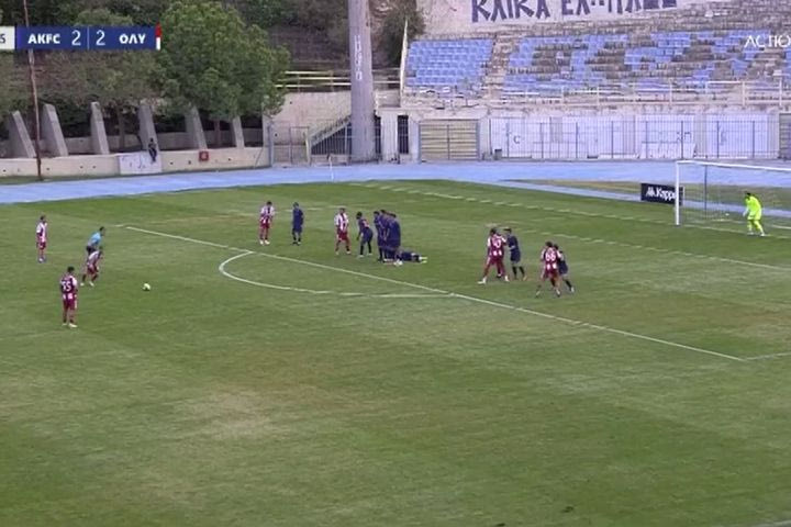 Ανεπανάληπτος Βαλμπουενά, έκανε την ανατροπή για τον Ολυμπιακό Β’ με εκπληκτική εκτέλεση φάουλ
