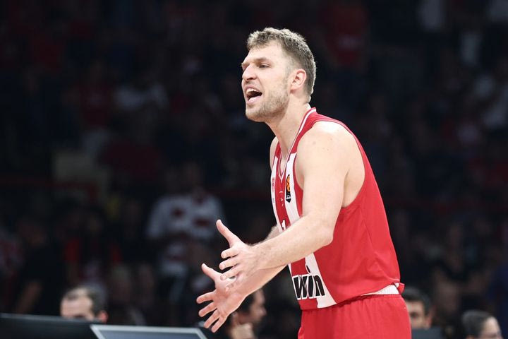 Οι 17 πόντοι του Βεζένκοβ απέναντι στη Μονακό