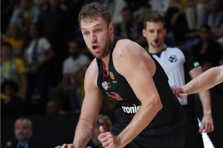 Βεζένκοβ: “Δεν υπήρχαμε αμυντικά για 37 λεπτά, καλύτερα να μαθαίνεις κερδίζοντας, παρά χάνοντας”