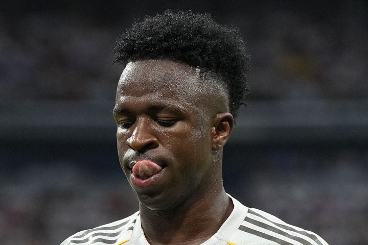 Η δημόσια συγγνώμη του Βινίσιους στη σύντροφό του: “Κοίταξα μέσα μου και είδα συμπεριφορές που δεν αντιπροσώπευαν ποιος είμαι”