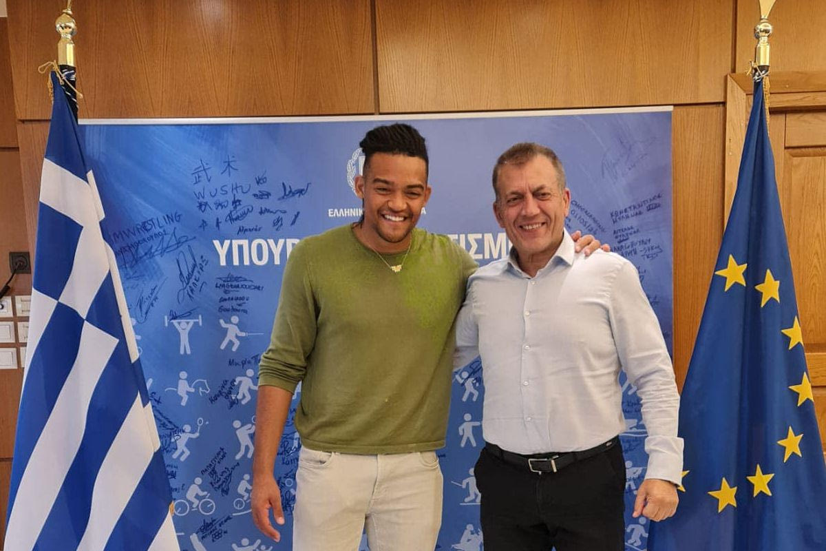 Γιατί συναντήθηκε ο Εμμανουήλ Καραλής με τον Αναπληρωτή Υπουργό Αθλητισμού Γ. Βρούτση