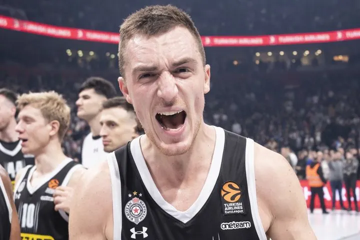 Η Dubai BC αποχαιρέτησε τον Ντανίλο Άντζουσιτς, που έρχεται στην Ελλάδα για τον Άρη Betsson