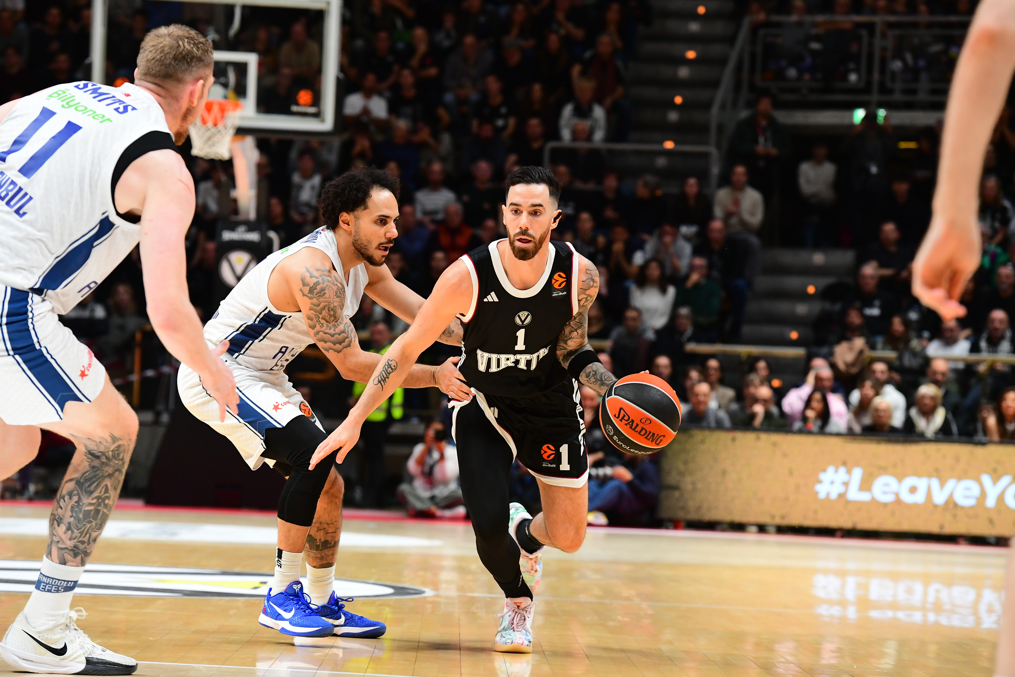 Βίρτους Μπολόνια – Αναντολού Εφές 99-89: Νίκη για τους Ιταλούς και συνεχίζουν αήττητοι στην έδρα τους