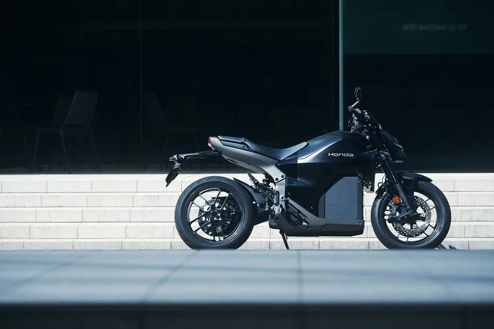 Honda WN7: Με 67 ίππους και 140 km αυτονομίας η πρώτη ηλεκτρική μοτοσικλέτα των Ιαπώνων