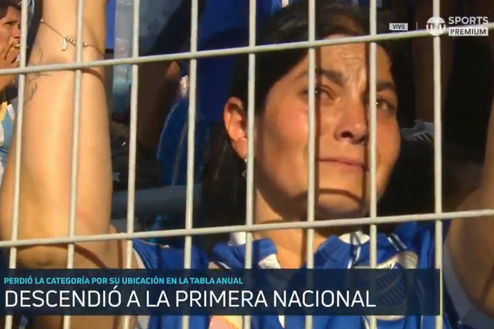 Η Γοδόι Κρους υποβιβάστηκε, παίκτες κι οπαδοί πλάνταξαν στο κλάμα: Απίστευτες εικόνες στην Αργεντινή