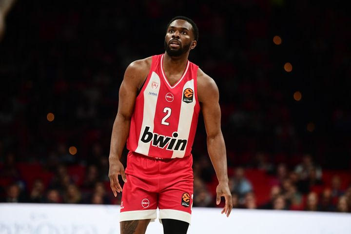 Ουλάνοβας για Έβανς: “Δεν με ενδιαφέρει το αποτέλεσμα κόντρα στον Ολυμπιακό, μετά από αυτό που του συνέβη”