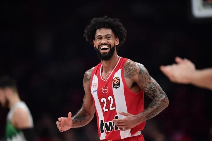 Η φοβερή εμφάνιση του Ντόρσεϊ με 30 πόντους κόντρα στη Ζάλγκιρις