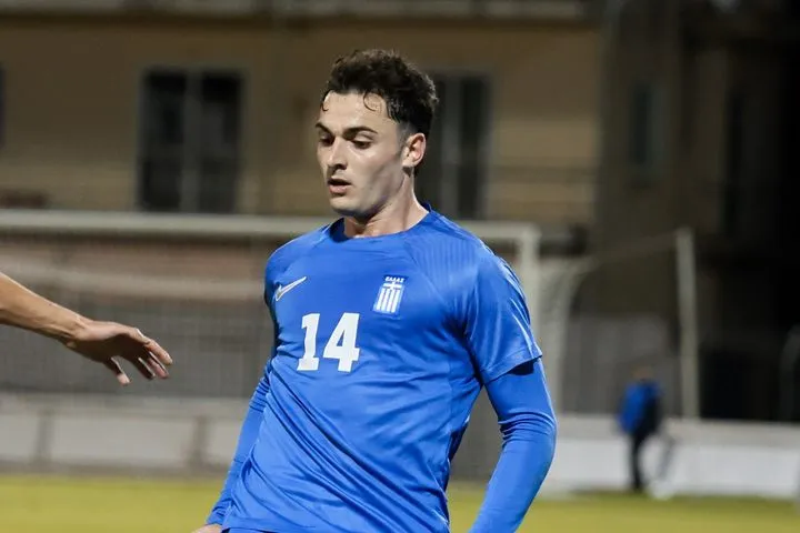 Λάμπρος Σμυρλής: Αυτός είναι ο 21χρονος εξτρέμ που ξεχώρισε με την Εθνική Ελπίδων στα παιχνίδια κόντρα σε Γεωργία και Βόρεια Ιρλανδία