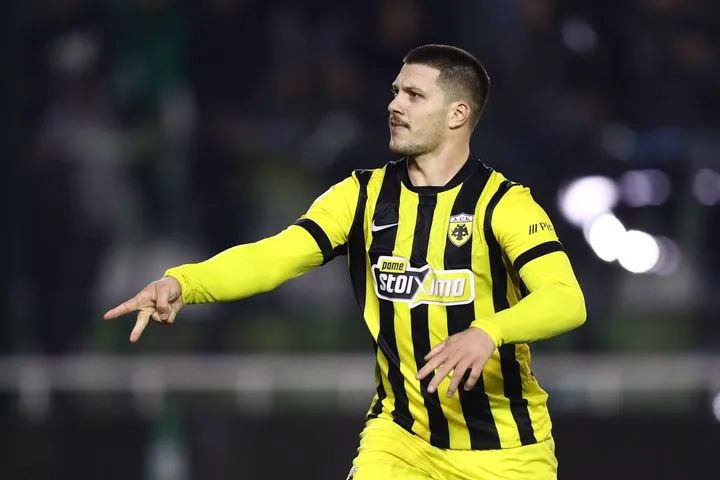 BET W: Νίκη κορυφής η ΑΕΚ, ψάχνει οξυγόνο η Μάιντς, φουλ για τίτλο η Χαρτς