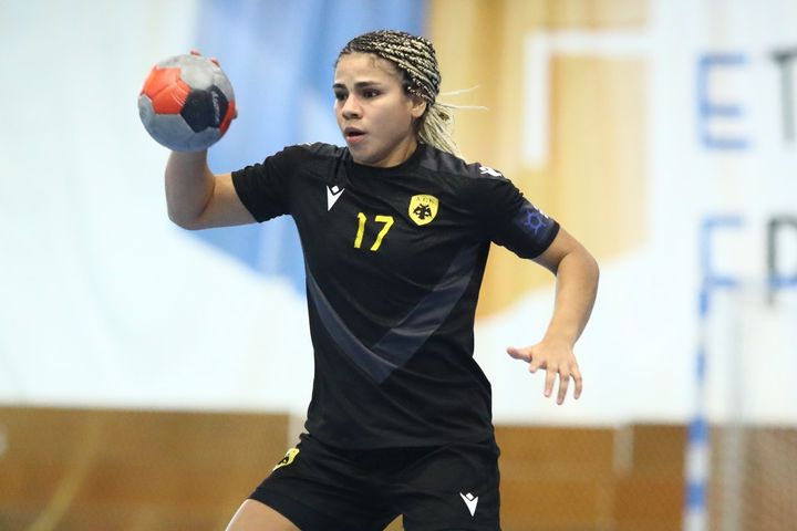 Α1 χάντμπολ γυναικών: Η ΑΕΚ συνεχίζει πρώτη και αήττητη, την καταδιώκουν ΠΑΟΚ και Νέα Ιωνία