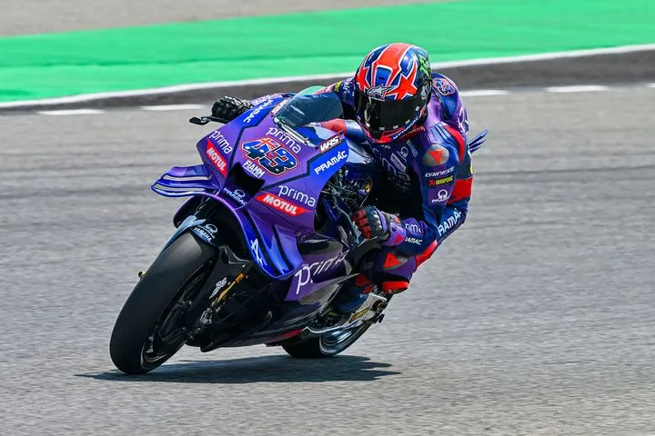 Ο Μίλερ με τη Yamaha επικεφαλής στις πρώτες δοκιμές της Βαλένθια