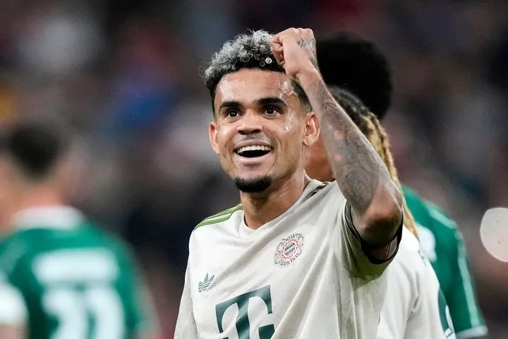 Παρί Σεν Ζερμέν – Μπάγερν 1-2: Το σόου του Ντίας κράτησε 45 λεπτά, οι Βαυαροί έφυγαν νικητές από το Παρίσι και έκαναν το απόλυτο στο Champions League