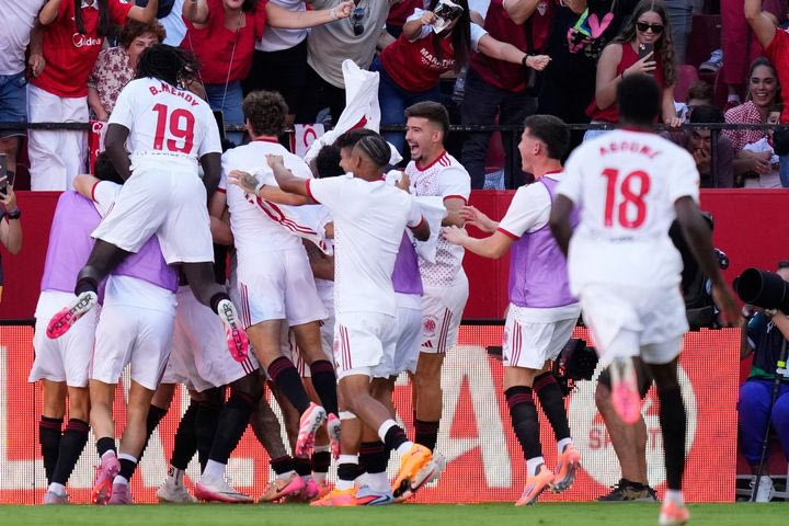 Σεβίλλη – Οσασούνα 1-0: Επιστροφή στις νίκες για την ομάδα των Αλμέιδα και Βλαχοδήμου με χρυσό σκόρερ τον Βάργκας