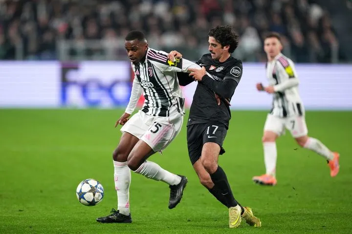 Γιουβέντους – Σπόρτινγκ 1-1: Παρέμεινε χωρίς νίκη η γηραιά κυρία έπειτα από τέσσερις αγώνες, έμεινε ισόπαλη κόντρα στην ομάδα των Ιωαννίδη και Βαγιαννίδη