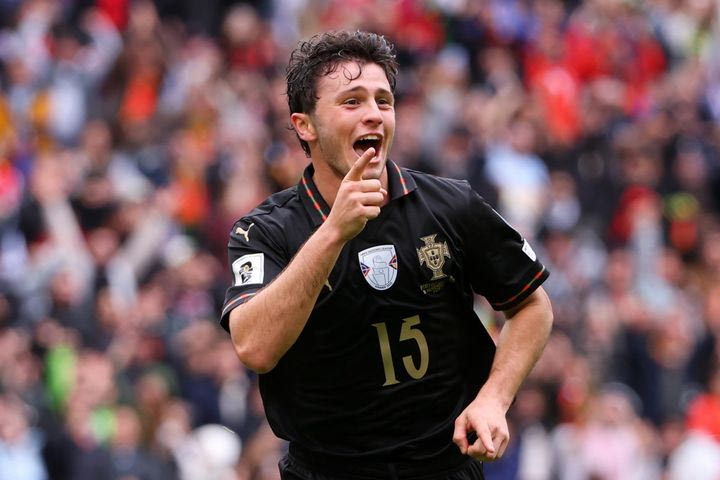 Προκριματικά Μουντιάλ 2026: Η Πορτογαλία προκρίθηκε στο Παγκόσμιο Κύπελλο, σκοράροντας εννέα φορές κόντρα στην Αρμενία, χωρίς τον Κριστιάνο Ρονάλντο