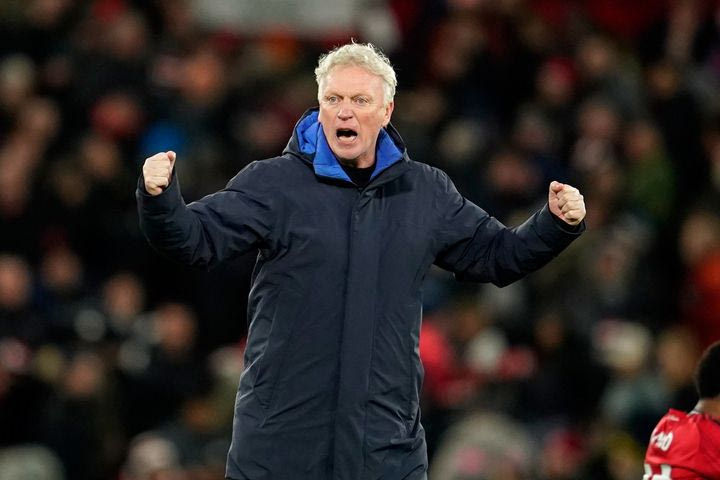 Έβερτον: Ιστορικός Μόγιες, πανηγύρισε την πρώτη του νίκη στην έδρα της Μάντσεστερ Γιουνάιτεντ ως προπονητής των ζαχαρωτών