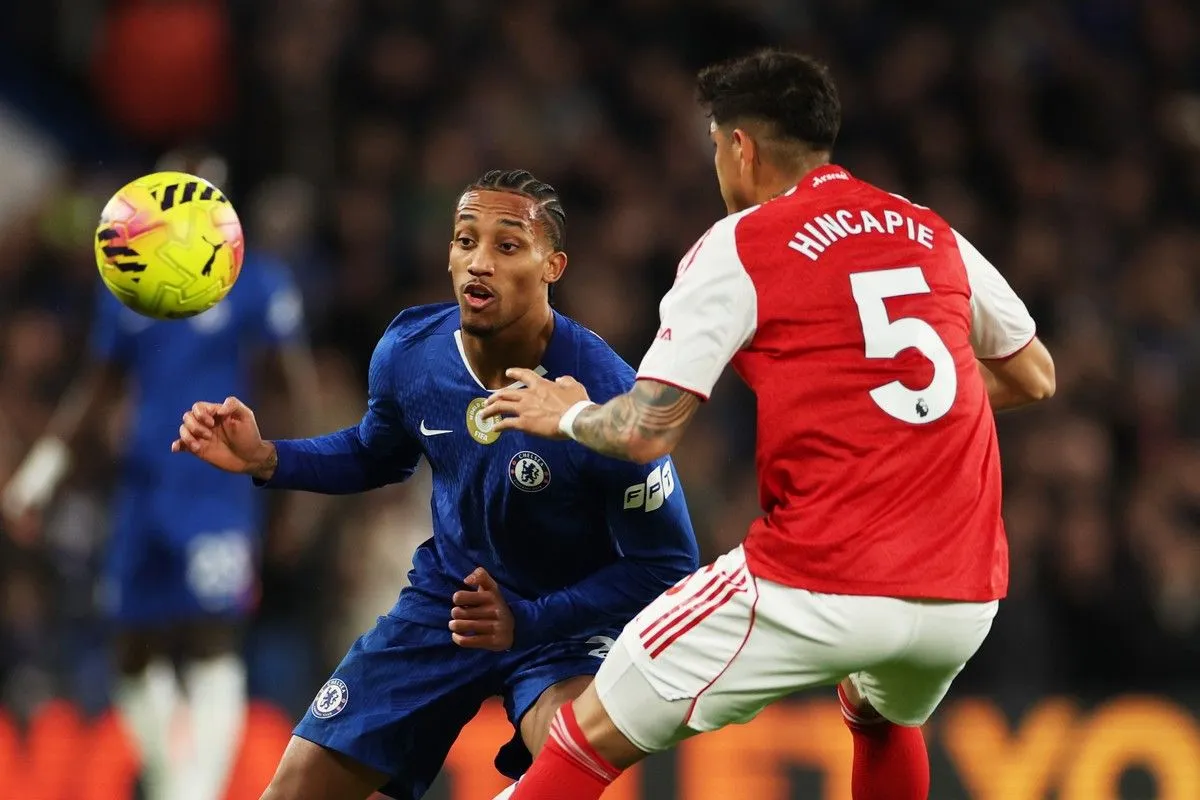 Όρθια η Τσέλσι των δέκα παικτών κόντρα στην Άρσεναλ