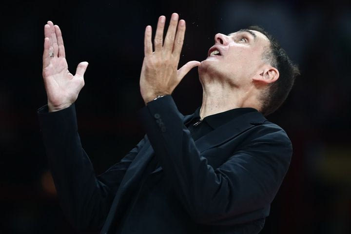 Έξαλλος ο Γιώργος Μπαρτζώκας μετά από καλάθι της Παρτίζαν