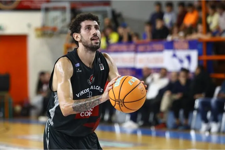 Elite League: Πέρασε νικηφόρα από τα Μέγαρα ο Βίκος Ιωαννίνων και ανέβηκε στη 2η θέση του πρωταθλήματος