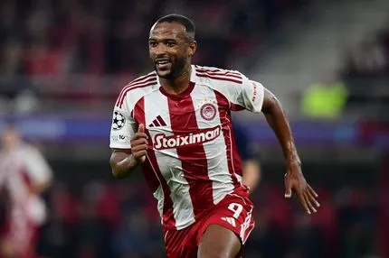 Ο Ολυμπιακός είπε όχι σε 5 εκατομμύρια για τον Ελ Κααμπί: Αυτό είναι το ποσό που ζητά, σύμφωνα με το Africa Foot