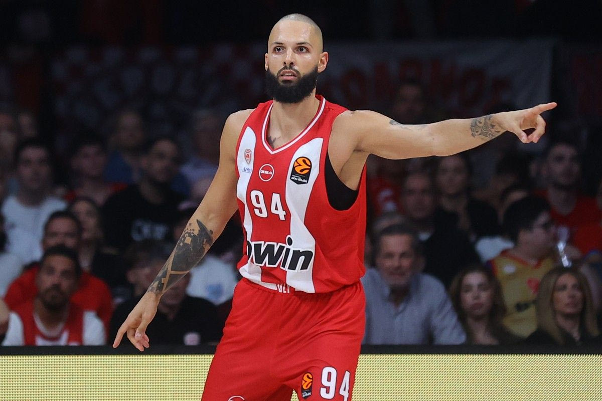 Ξέσπασε ο Φουρνιέ με 18 πόντους κόντρα στην Παρί