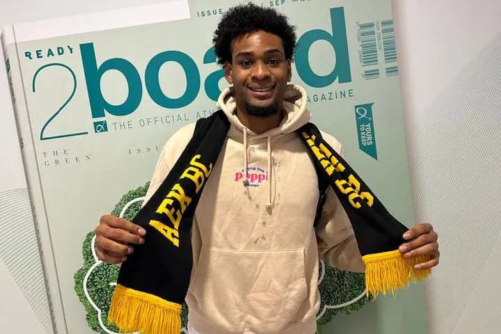 ΑΕΚ: Έφτασε στην Αθήνα ο Γκρεγκ Μπράουν