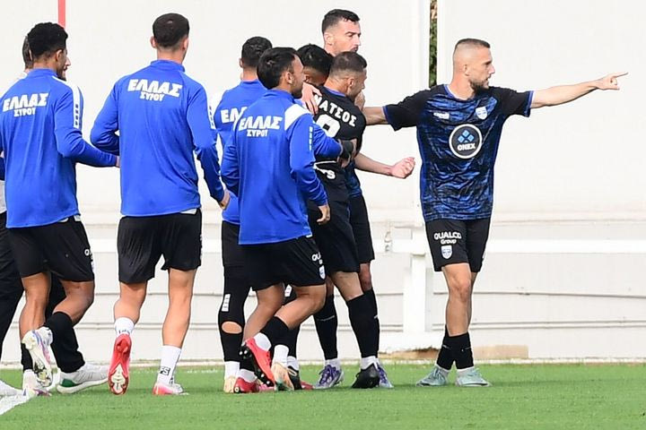 Ελλάς Σύρου – Athens Kallithea 2-0: Πήρε το τρίποντο και βρέθηκε σε απόσταση ανάσας από την τετράδα