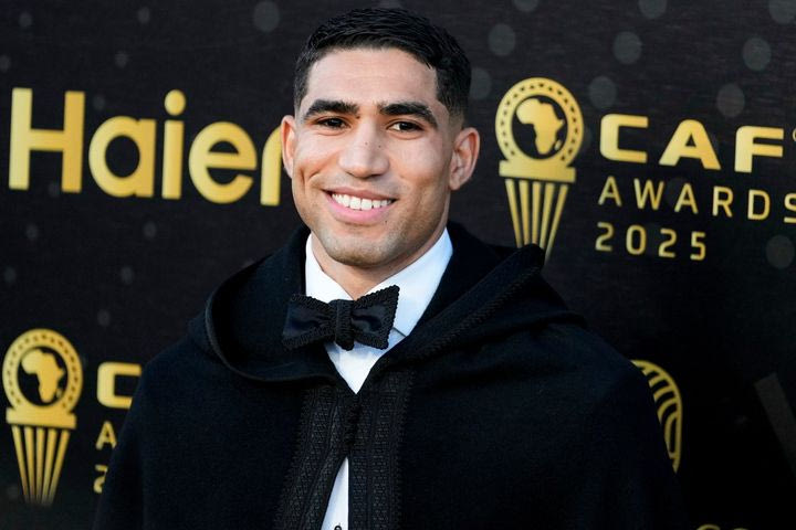 Ο Χακίμι καλύτερος Αφρικανός ποδοσφαιριστής για το 2025 και η Γκιζλάν Τσεμπράκ στις γυναίκες