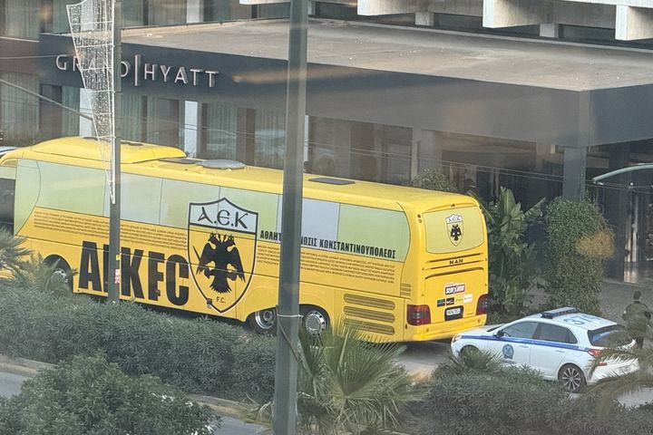 ΑΕΚ: Οι εικόνες του SPORT24 από την αναχώρηση της αποστολής της Ένωσης για τη Νέα Φιλαδέλφεια και το παιχνίδι κόντρα στη Σάμροκ Ρόβερς