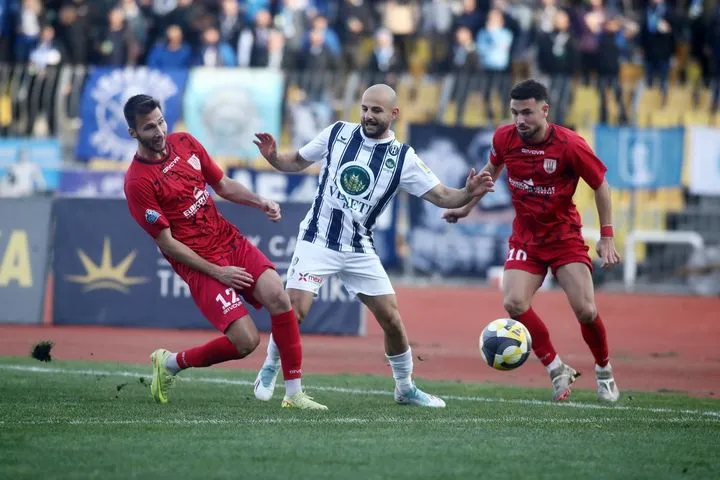 Super League 2: Ο Ηρακλής πέταξε την ευκαιρία να ξεφύγει, ο Πανιώνιος πέρασε με τριάρα από το Άργος