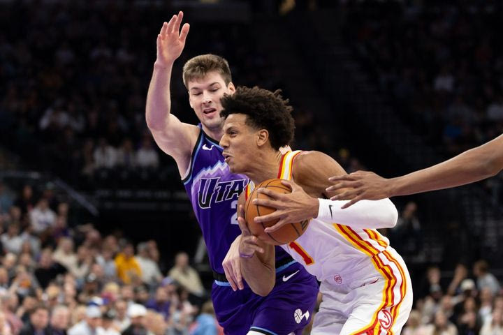 Τζαζ – Χοκς 122-132: Triple double καριέρας για Τζέιλεν Τζόνσον οδηγεί την Ατλάντα στη νίκη