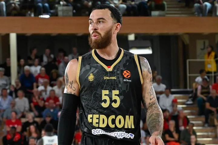 Μονακό: Ποινή τριών αγωνιστικών στον Μάικ Τζέιμς στο γαλλικό πρωτάθλημα – Αυτός είναι ο λόγος