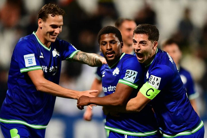 Κηφισιά – Πανσερραϊκός 3-0: Επιστροφή στις νίκες με το μαγικούς Λαρουσί και Πομπό, αφήνοντας τα λιοντάρια στον πάτο της βαθμολογίας