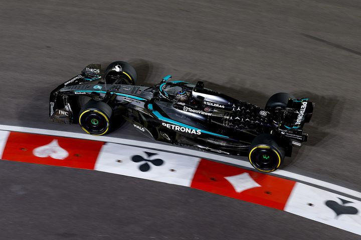 O Ράσελ 2 δέκατα μπροστά από τον Φερστάπεν στο FP3, προβλήματα για τις McLaren