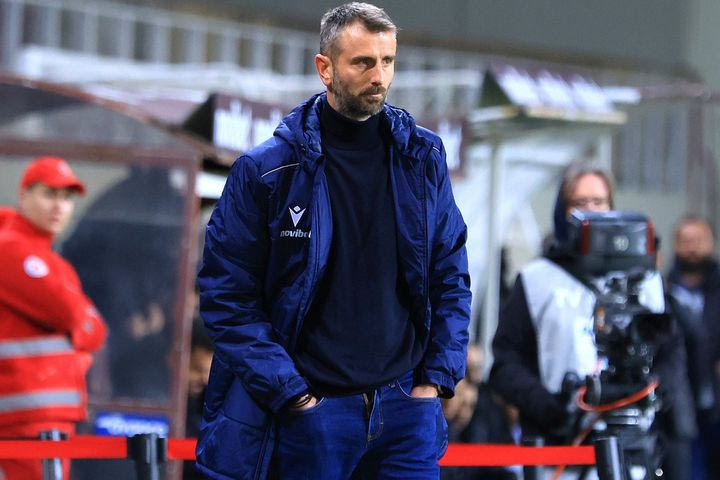 Μαλεζάς: “Η μεταγραφική περίοδος του Ιανουαρίου είναι πολύ μακριά, πρέπει να αλλάξουμε κάτι”