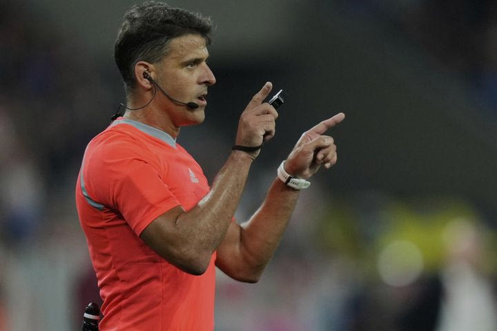 Ελλάδα – Σκωτία: Ο Χιλ Μανθάνο σφυρίζει την αναμέτρηση