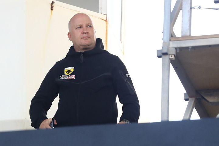 ΑΕΚ: Στο Ηράκλειο ο Νίκολιτς, η θέση που θα δει το ματς με τον ΟΦΗ