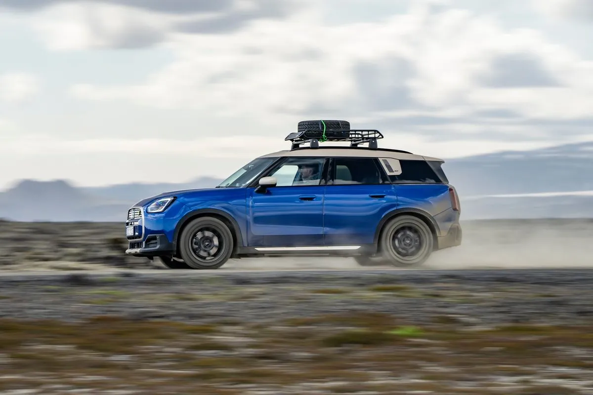 Η MINI κάνει τη διαφορά επιλέγοντας καινοτόμα υλικά για το εσωτερικό των μοντέλων της