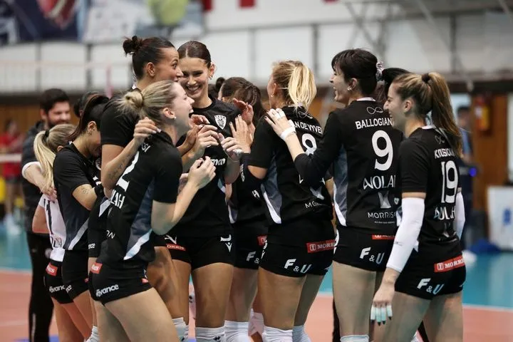 Volley League γυναικών: Ο ΠΑΟΚ έπιασε υψηλή απόδοση απέναντι στον Πανιώνιο Betsson, ο Παναθηναϊκός συνέχισε ακάθεκτος, πρώτες νίκες για ΑΕΚ και ΑΟ Θήρας