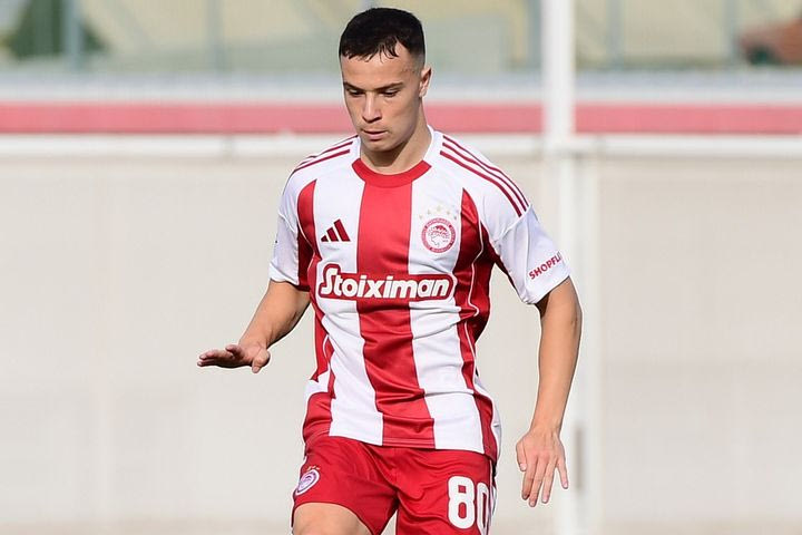 Super League 2: Ο Πνευμονίδης είχε τις απαντήσεις για τον Ολυμπιακό Β’ κόντρα στην Ελλάς Σύρου, συνέχισε νικηφόρα ο Ηρακλής