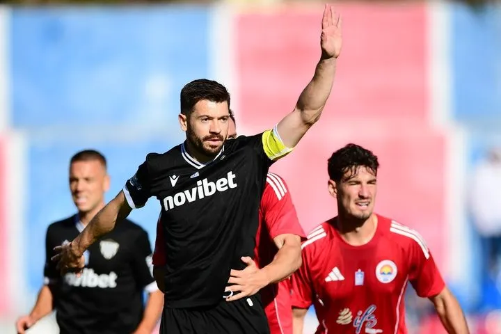 Super League 2: Αρχηγικό διπλό της Καλαμάτας που συνεχίζει στην κορυφή, τα Χανιά νίκησαν τον Ολυμπιακό Β’