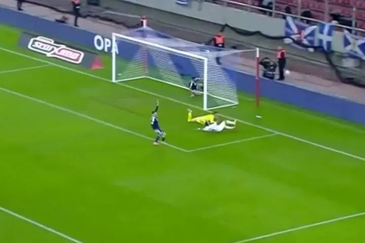 Η προβολή του Παυλίδη που πέρασε ελάχιστα άουτ στο 32′