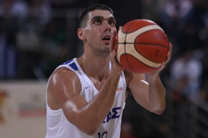 Εθνική Ελλάδας: Το άχτι του “Λάρι” και το… φυστικοβούτυρο του Περσίδη