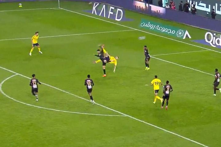 Ρονάλντο the machine: Γκολ με απίστευτο ψαλιδάκι στο 96′ κόντρα στην Αλ Καλίτζ των Δώνη, Φορτούνη, Μασούρα και Κουρμπέλη